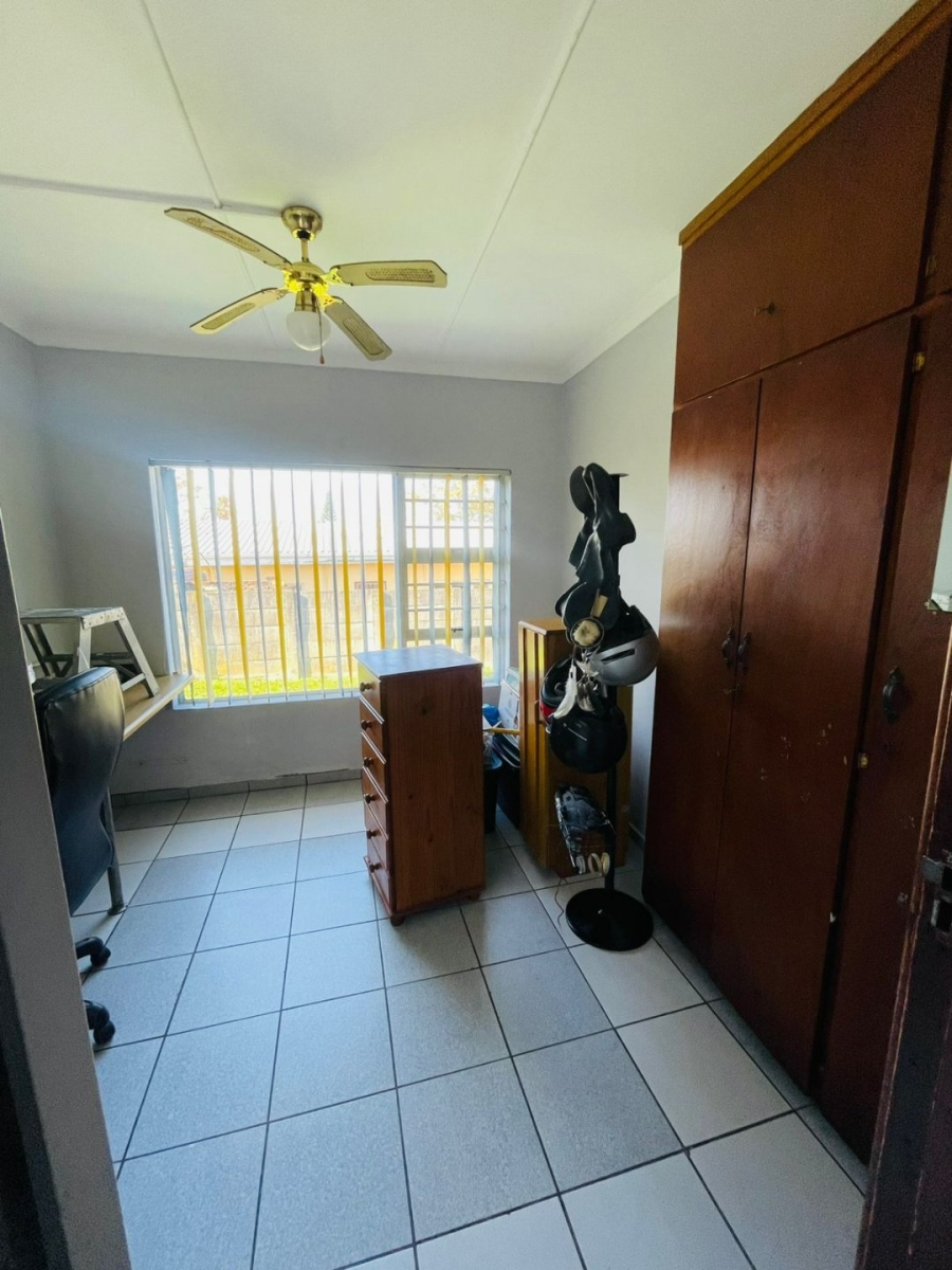 3 Bedroom Property for Sale in Amalinda Eastern Cape